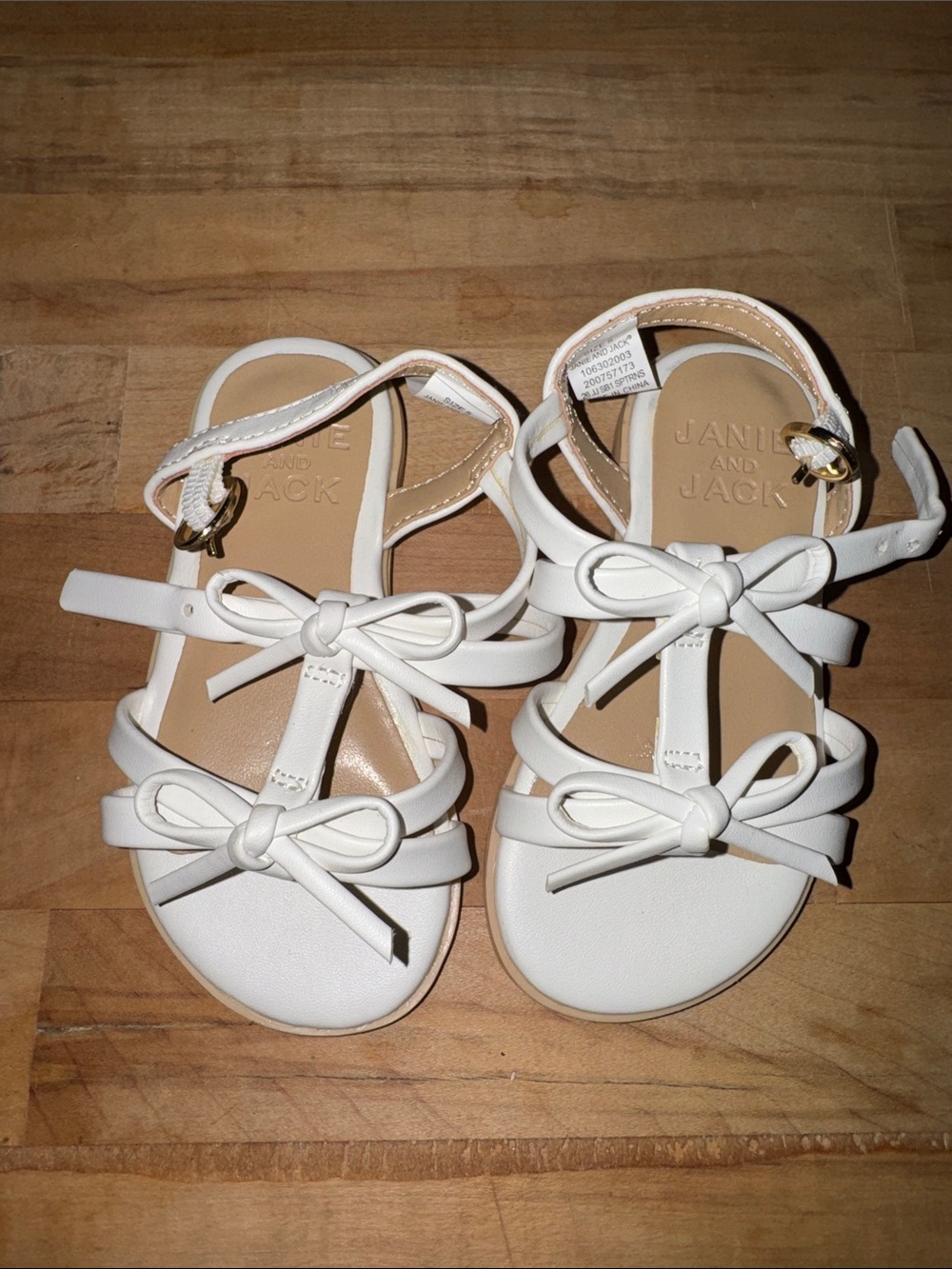 Janie and Jack White Bow Strappy Sandals for Kids